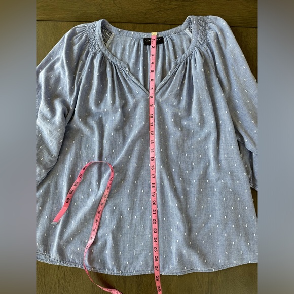 Lane Bryant Classic Split Neck 3/4 Sleeve Smock Blouse Chambray Size 26/28 - Picture 12 of 13
